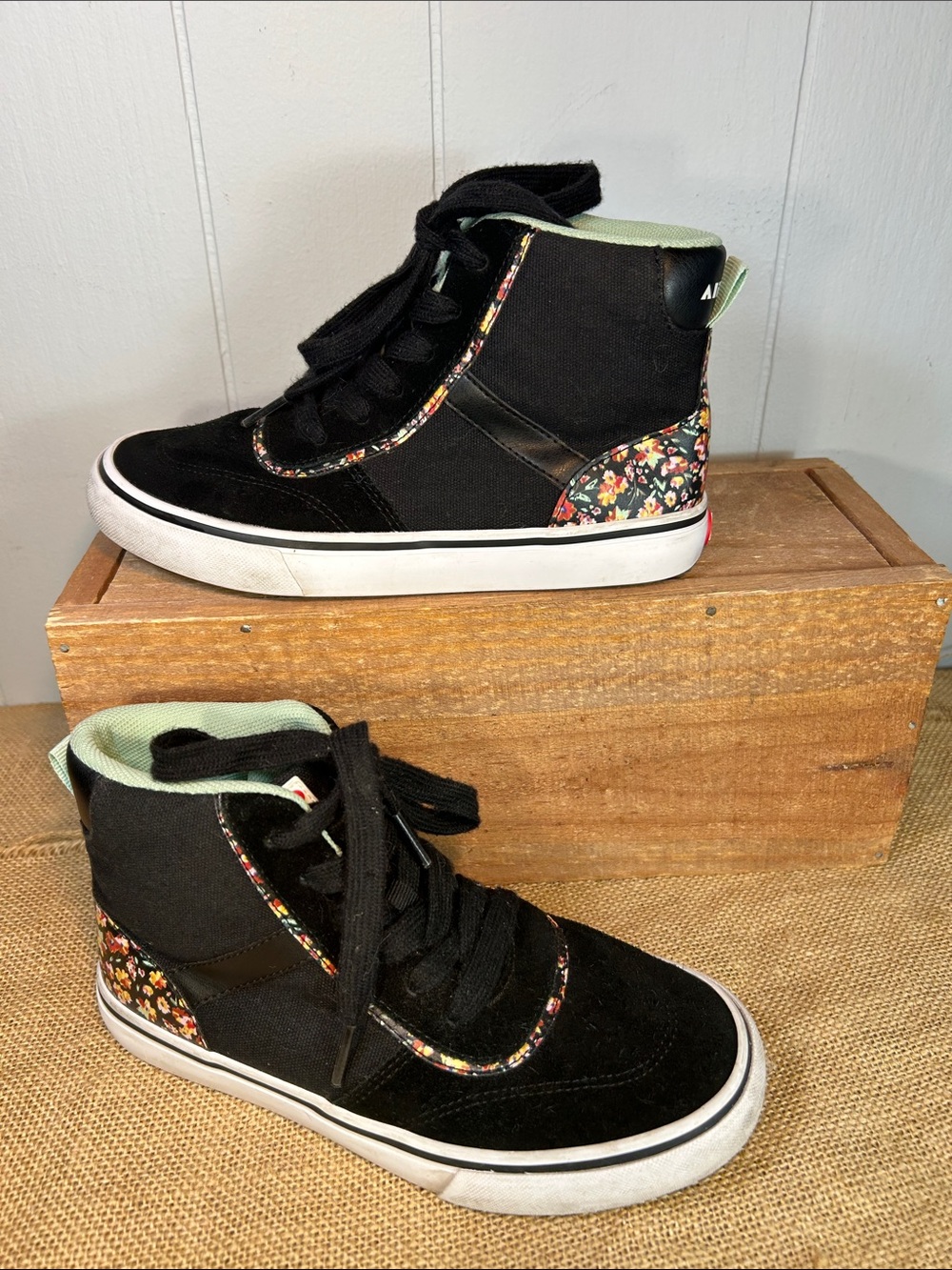 Airwalk Kids Black High-Top Sneakers with Floral Accents